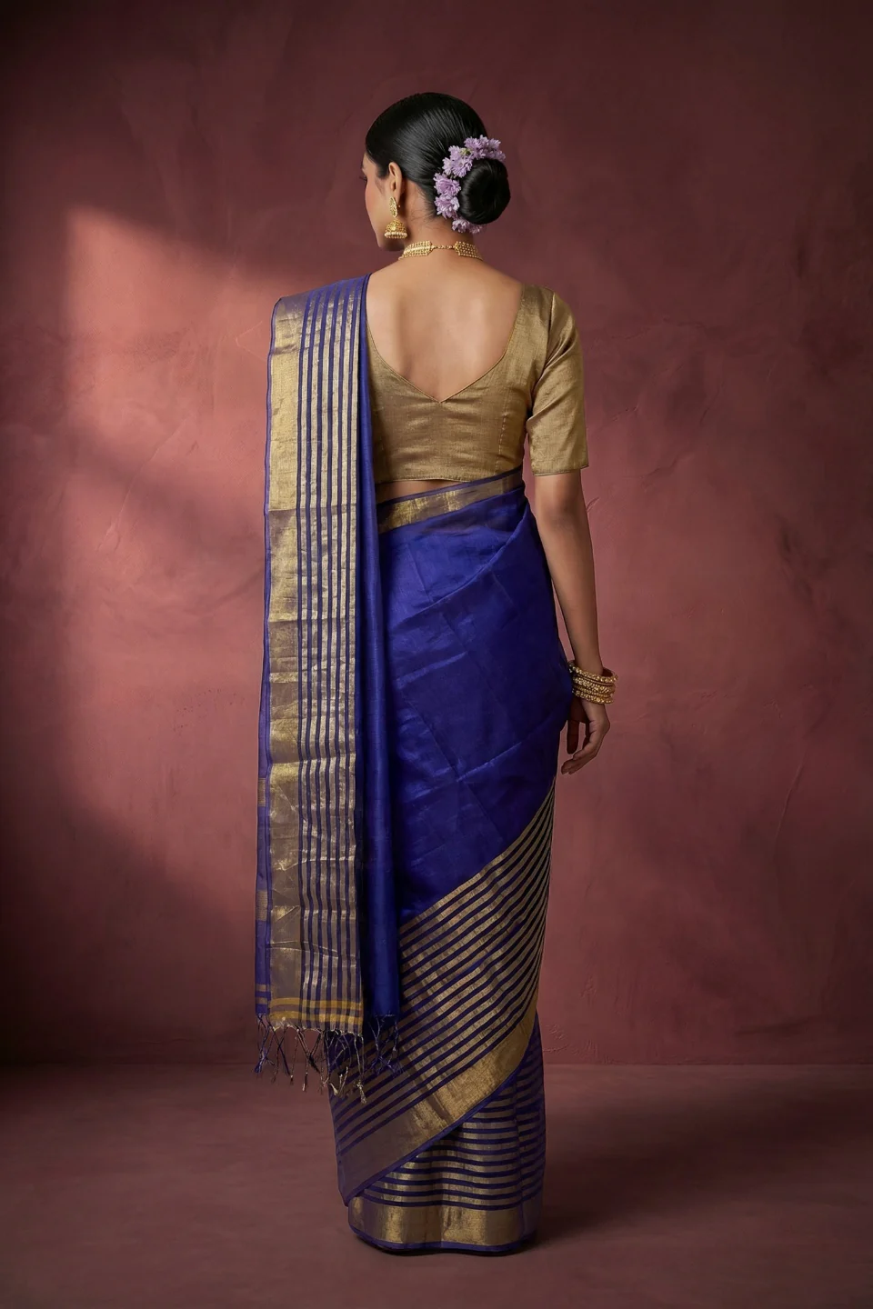 Dhriti Violet Handwoven Tissue Saree - Image 5