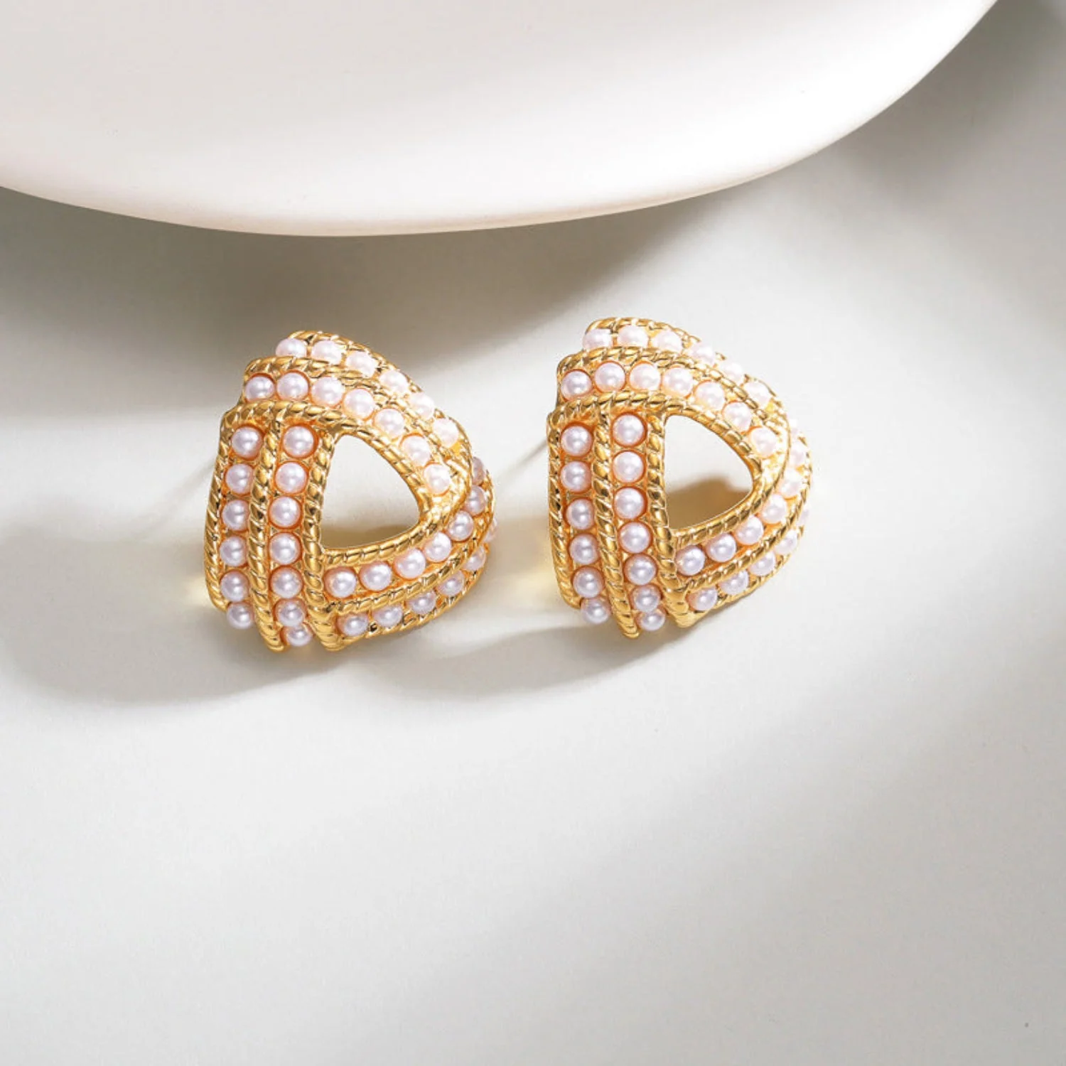 Elegant Triangle Stud Earring With Pearl Detailing