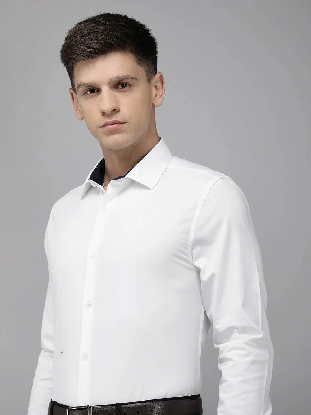 Men Amigo White Solid Tailored Fit Cotton Formal Shirt