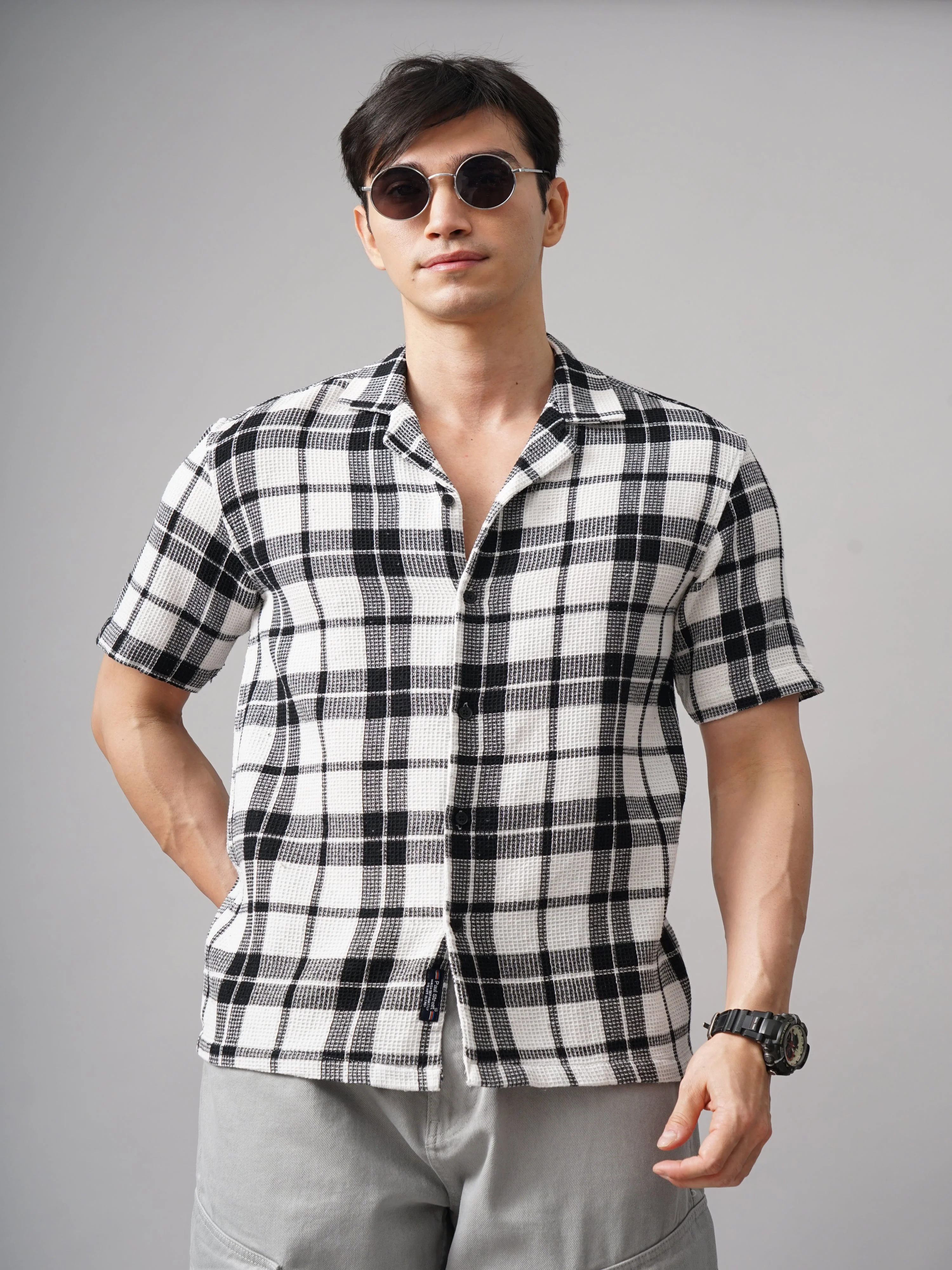 Men Apex Checks White Shirt