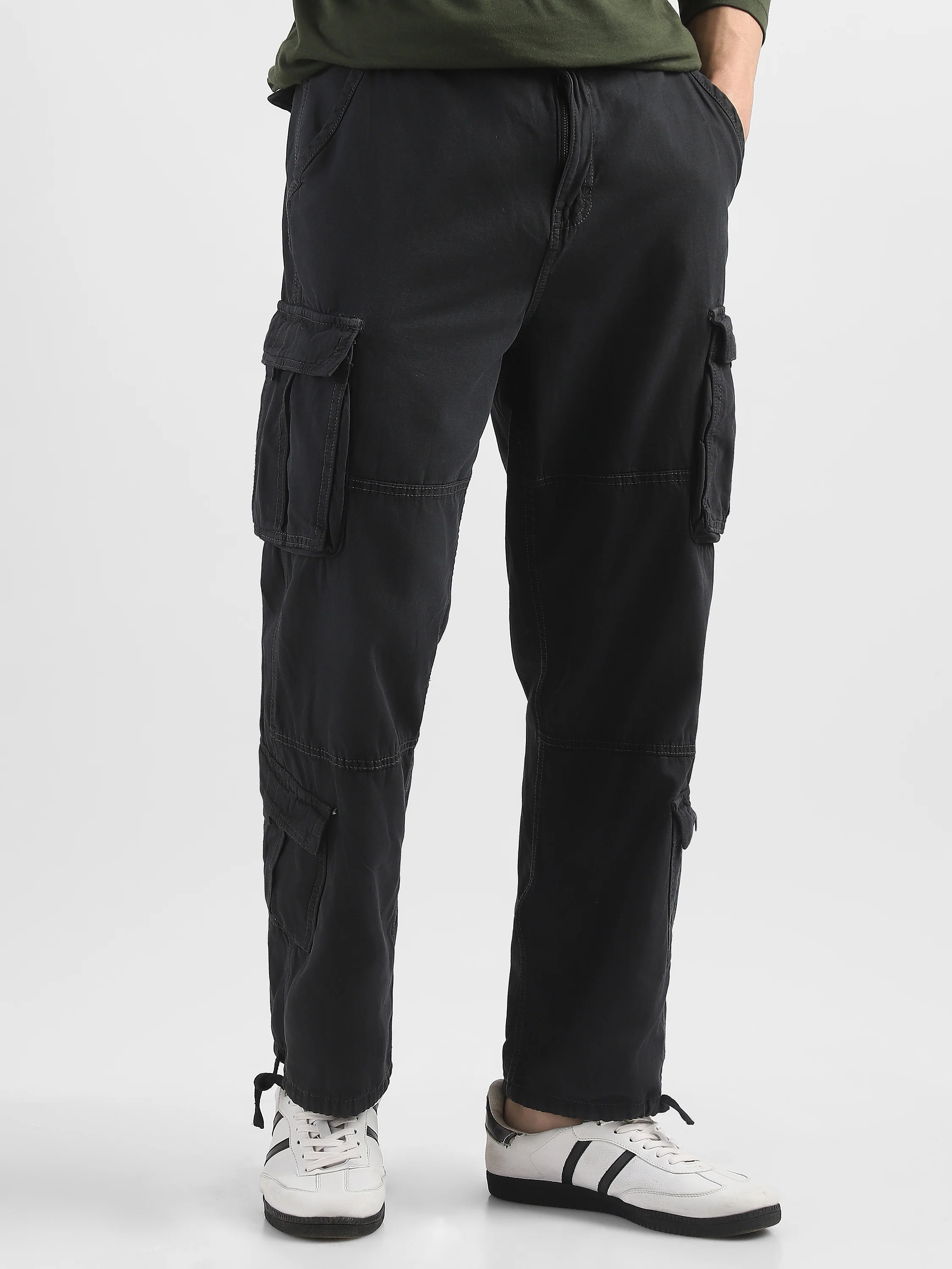 Men Black Cotton Blend Cargo Pants with 8 Pockets
