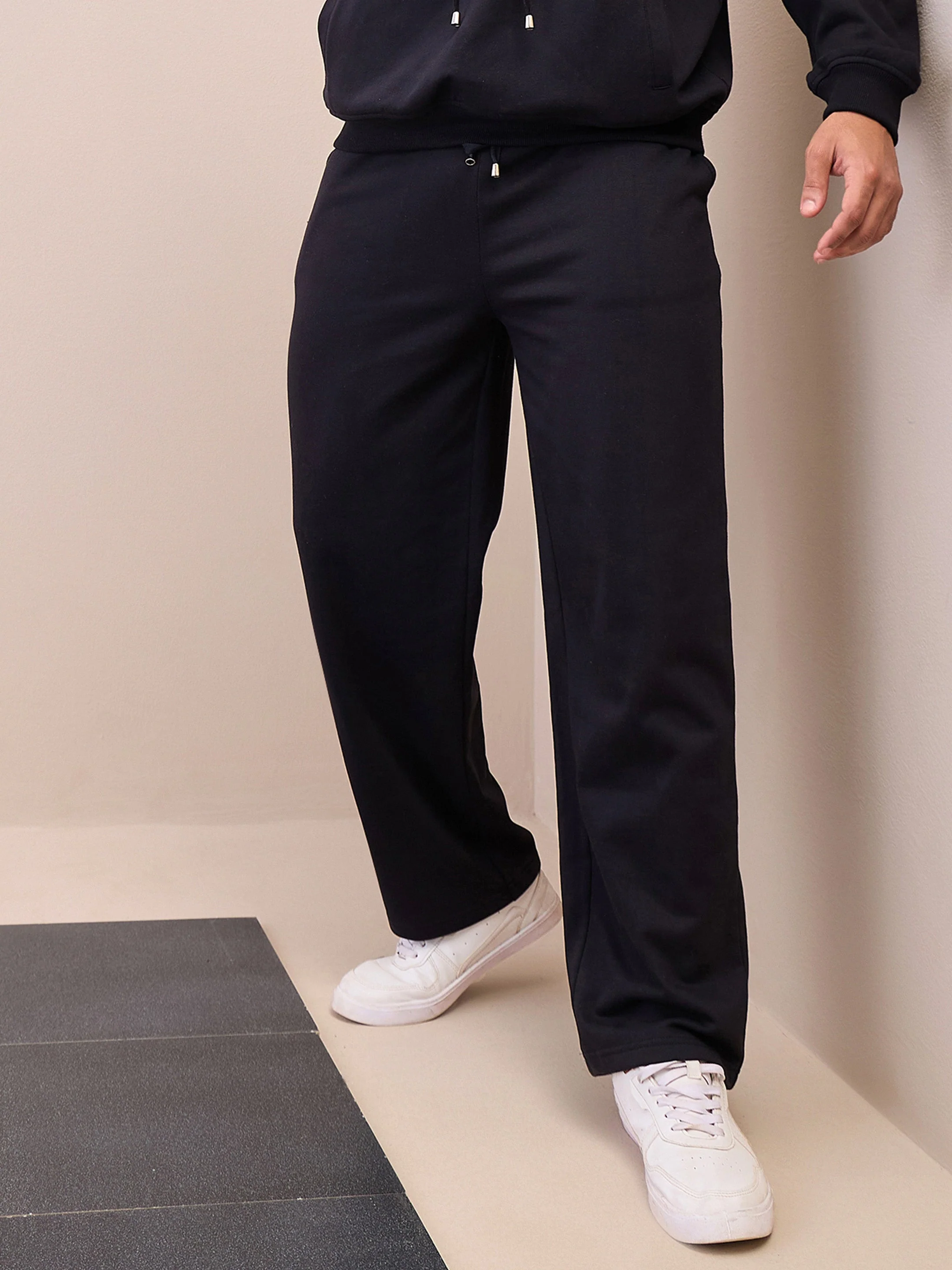 Men Black Oversized Sweatpants