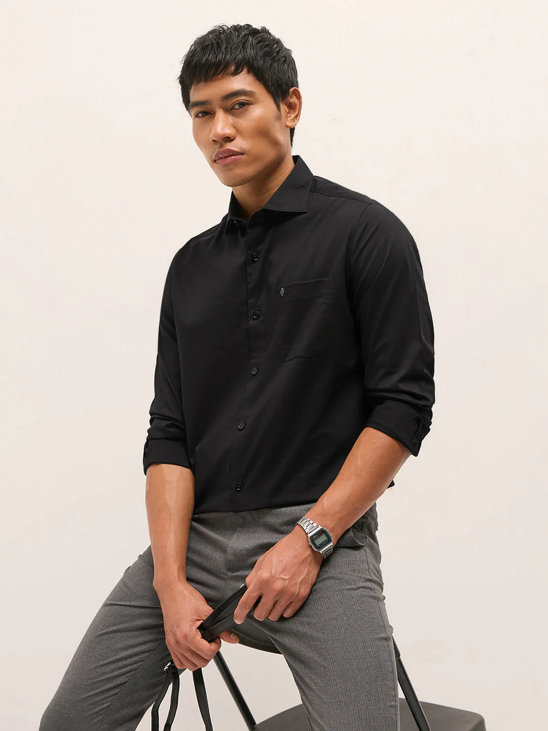Men Black Solid Polyester Blend Tailored Fit Formal Shirt