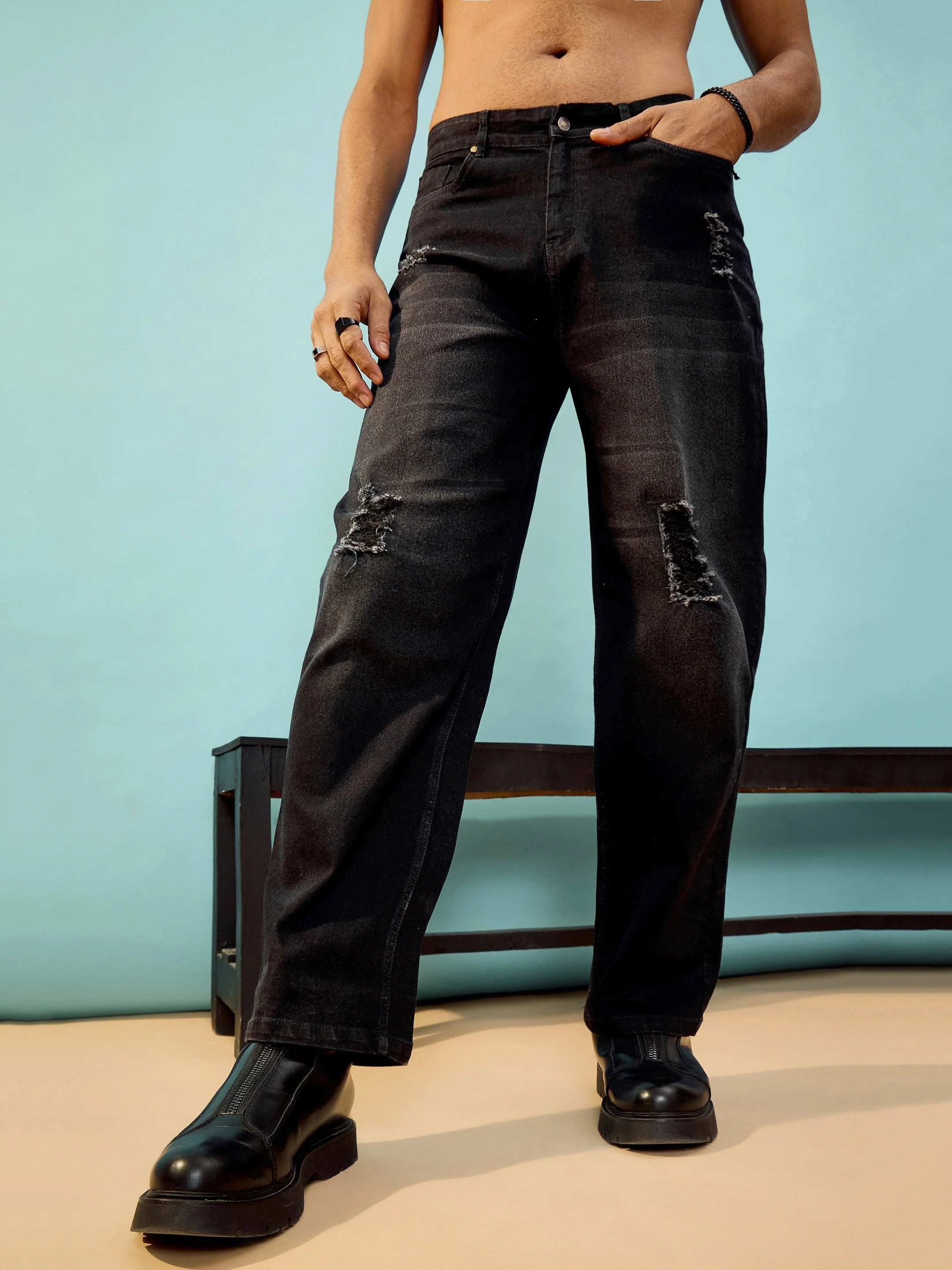 Men Black Washed Distressed Oversized Jeans