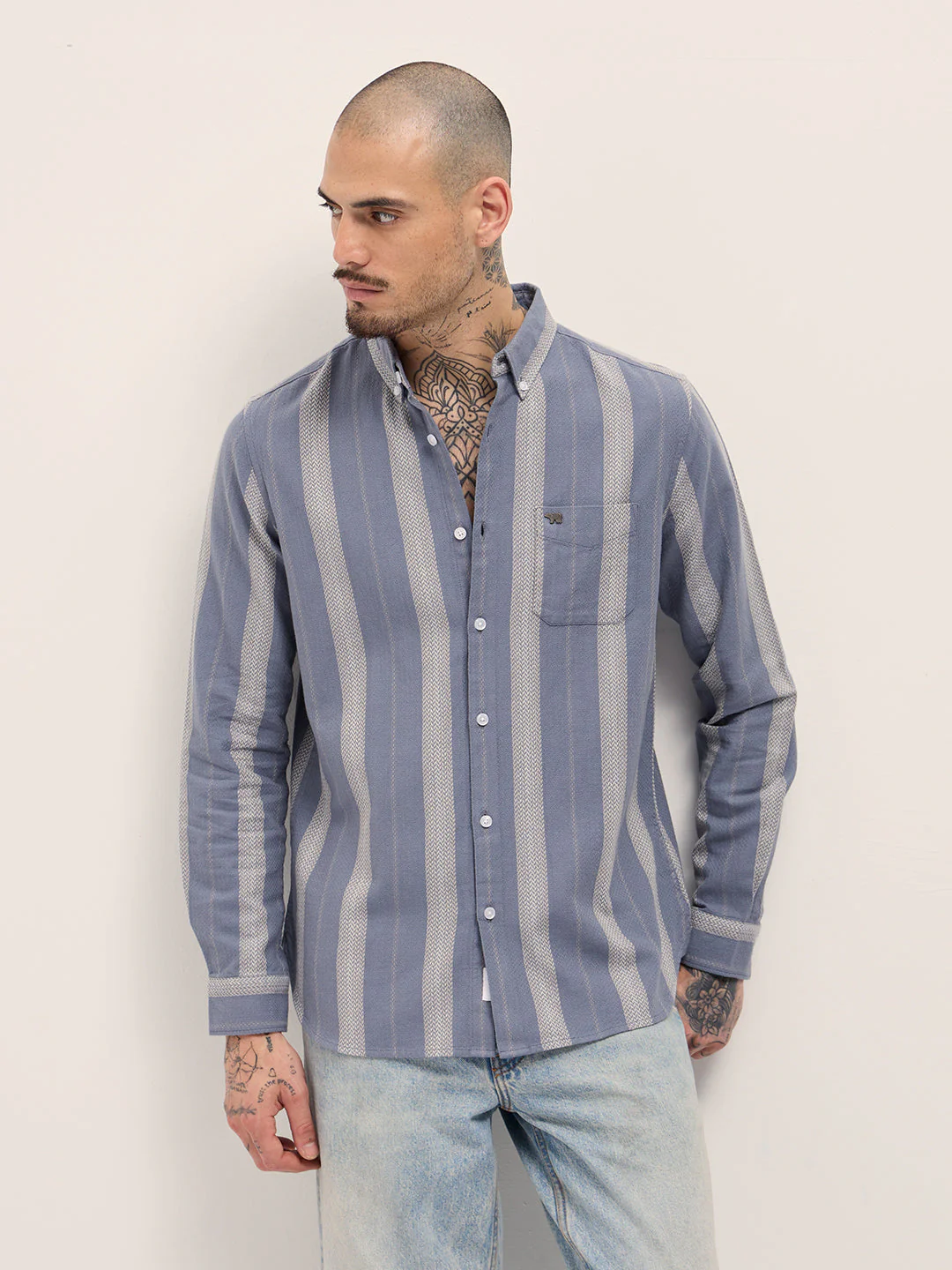 Men Blue Vertical Stripes Slim Fit Casual Shirt