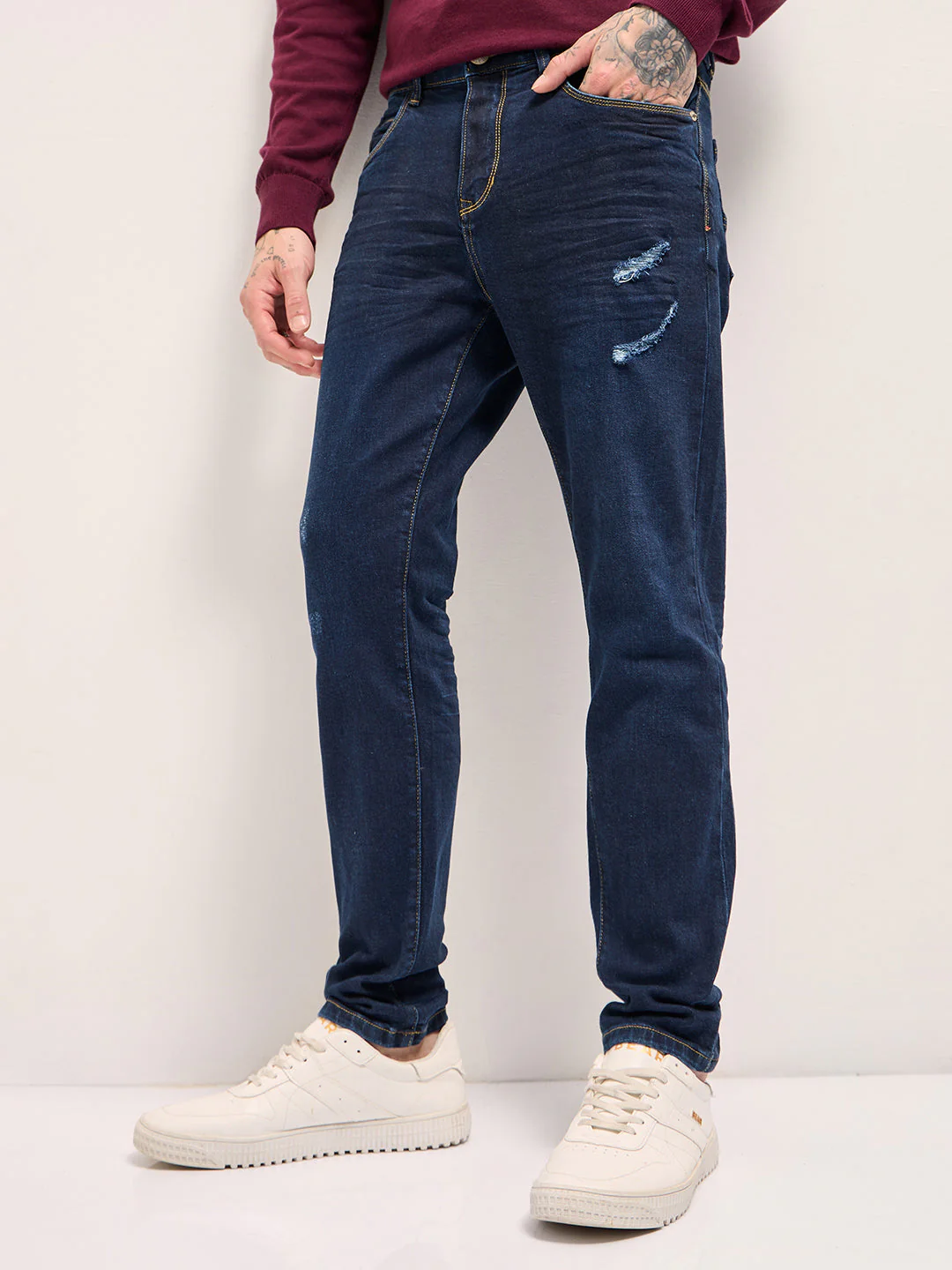 Men Dark Blue distressing and rip Mid-Rise Slim Fit Jeans