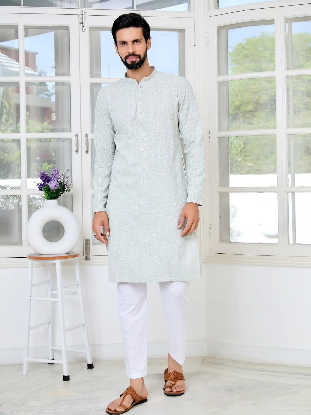 Men Ethnic Motifs Sequins Embroidered Kurta