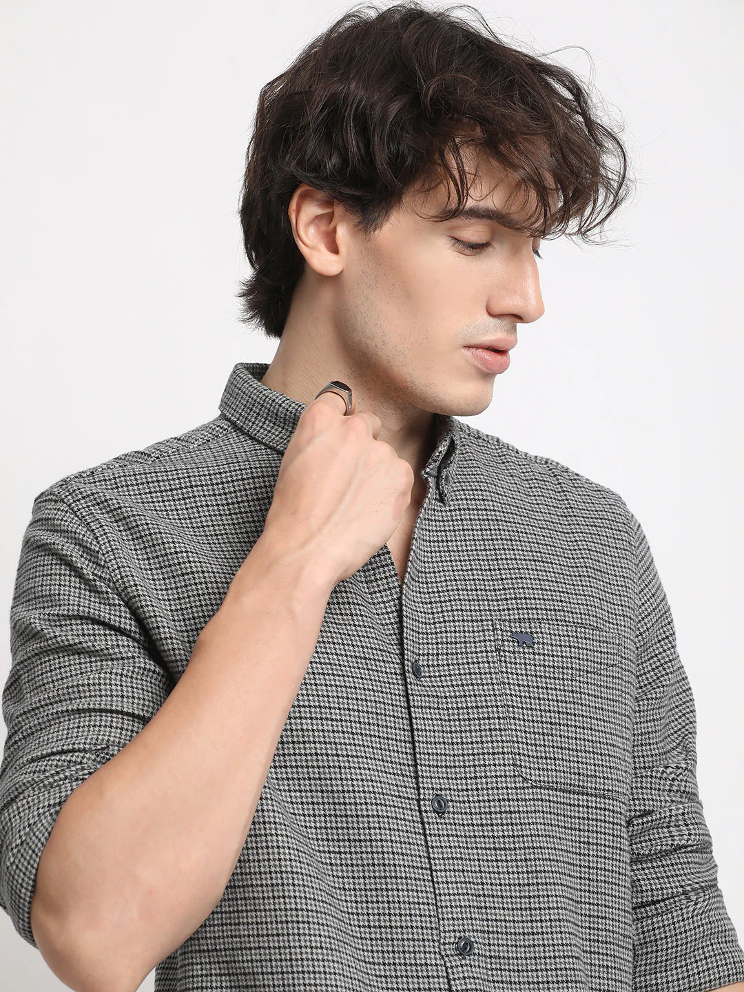 Men Grey Checked Slim Fit Cotton Casual Shirt