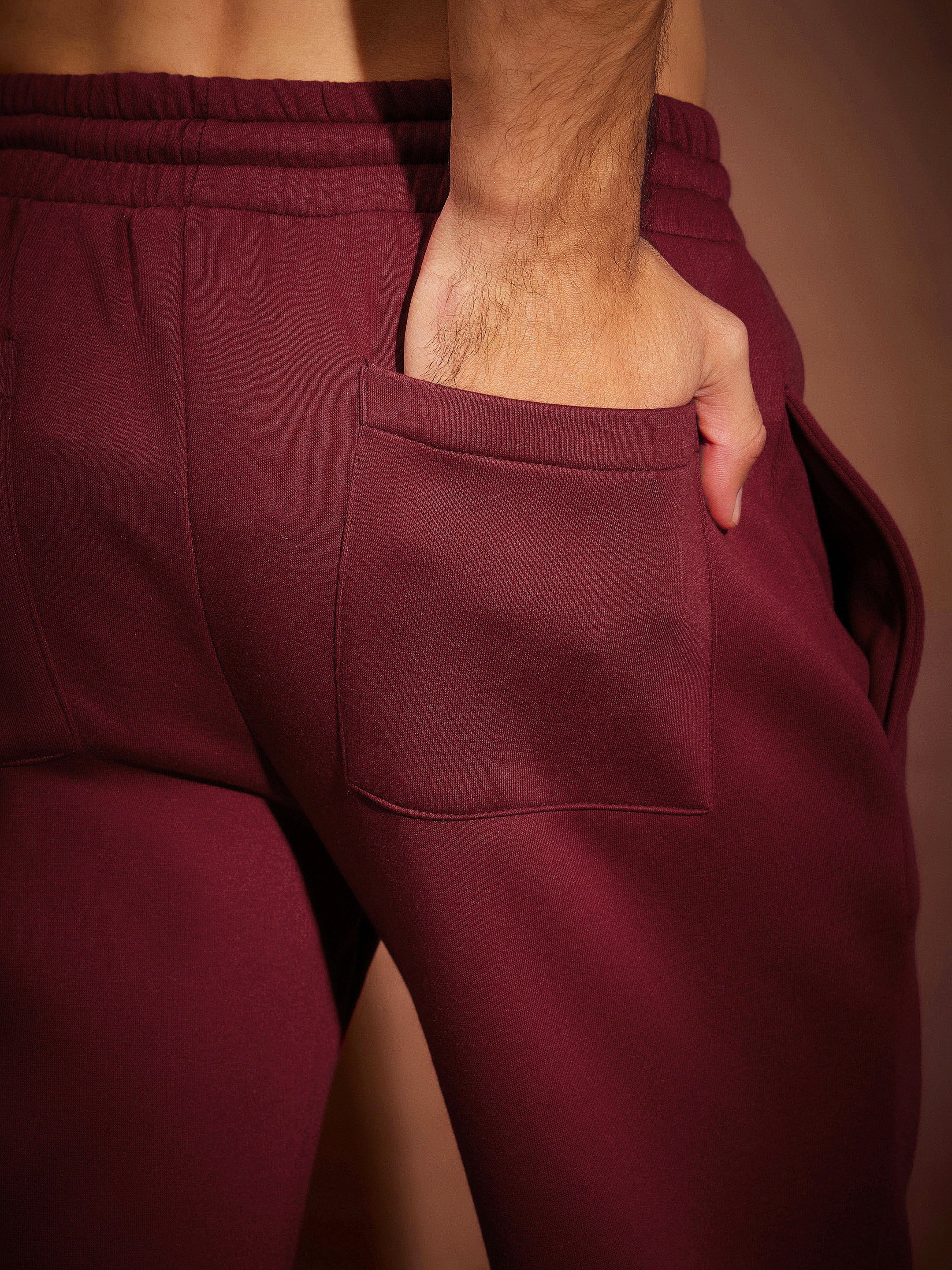 Men Maroon Oversized Joggers - Image 4