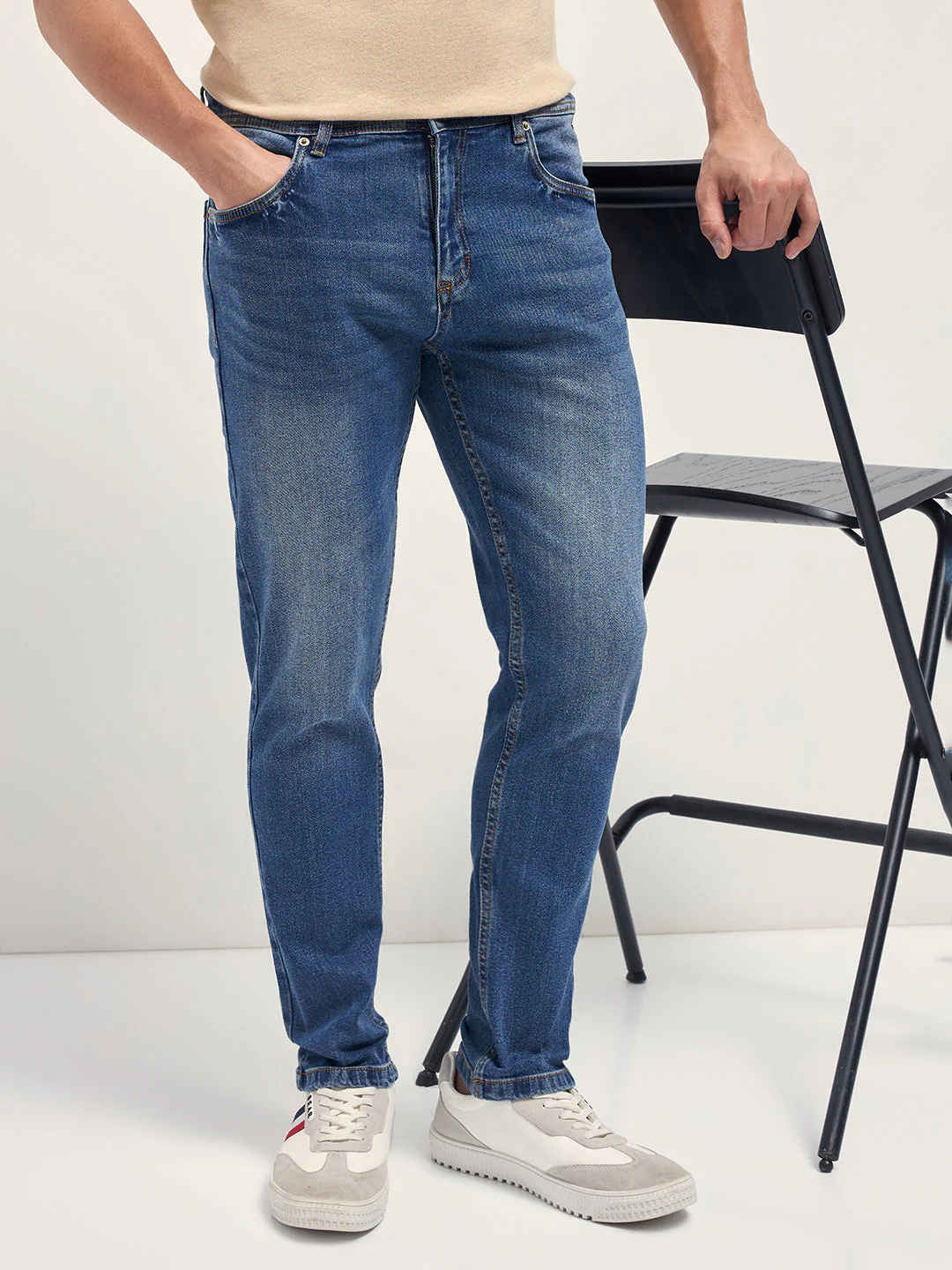 Men Mid Blue Mid-Rise Slim Fit Jeans