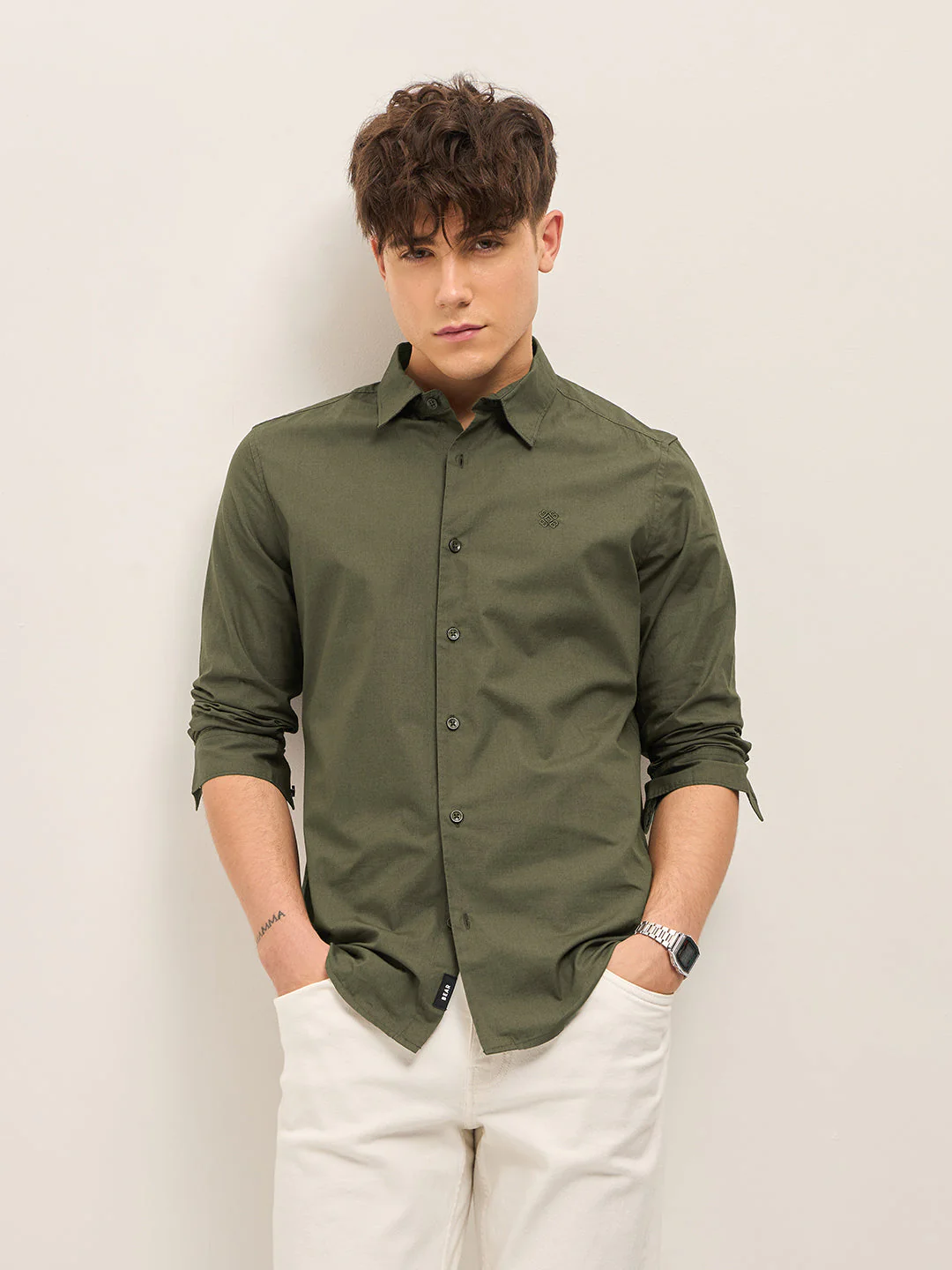 Men Olive Solid Slim Fit Casual Shirt