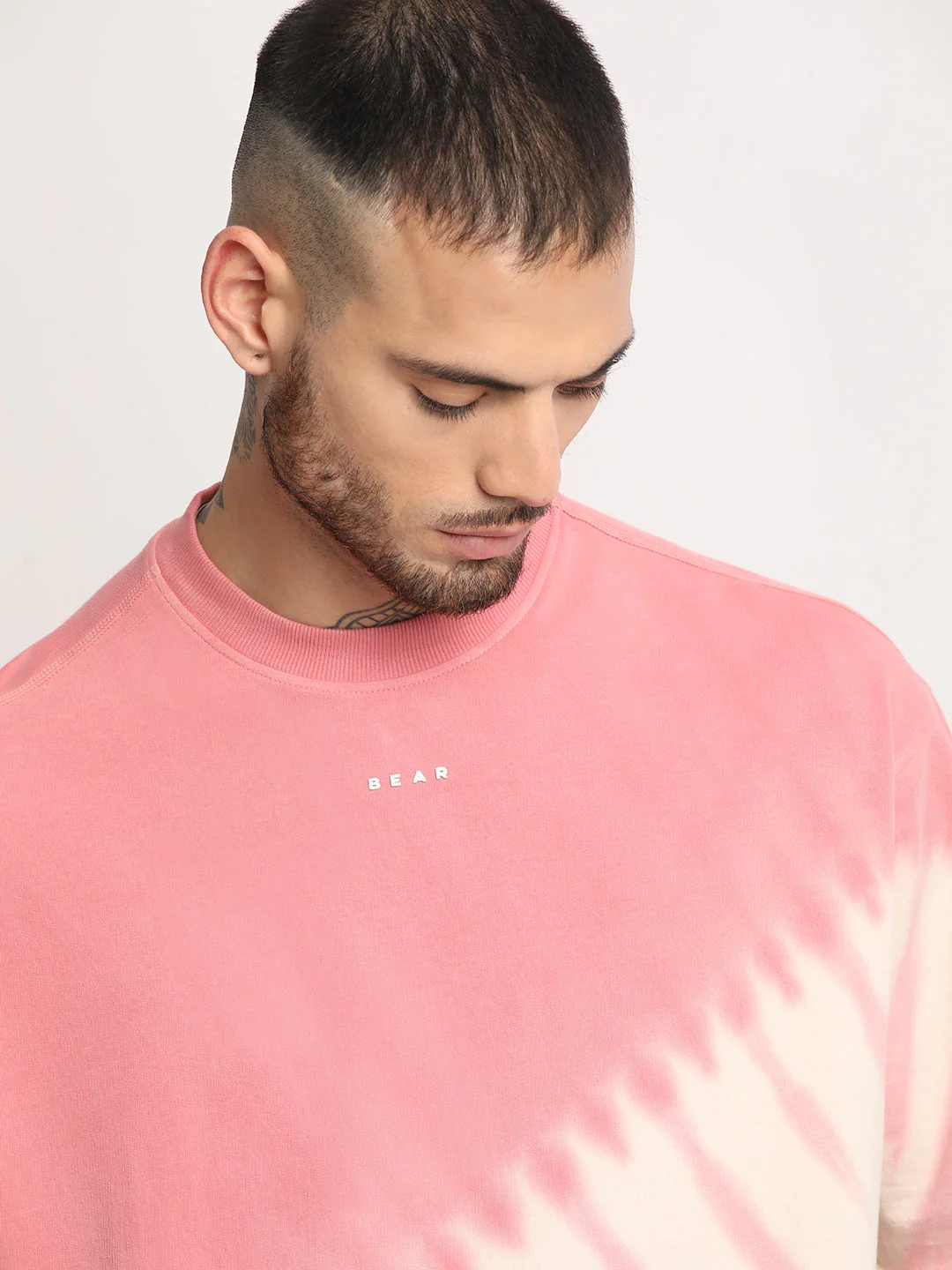 Men Pink Tie & Dye Round Neck T-shirt