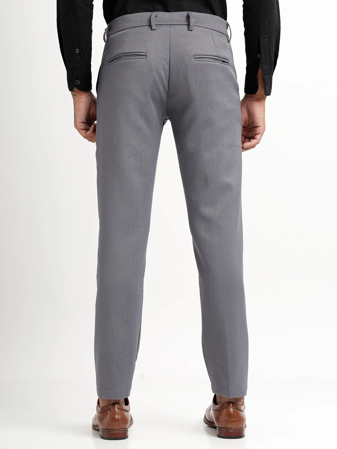 Men Textured Slim Fit Trousers - Image 4