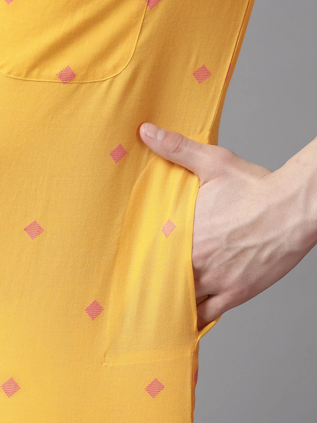 Men Yellow & Maroon Woven Design Straight Kurta - Image 4