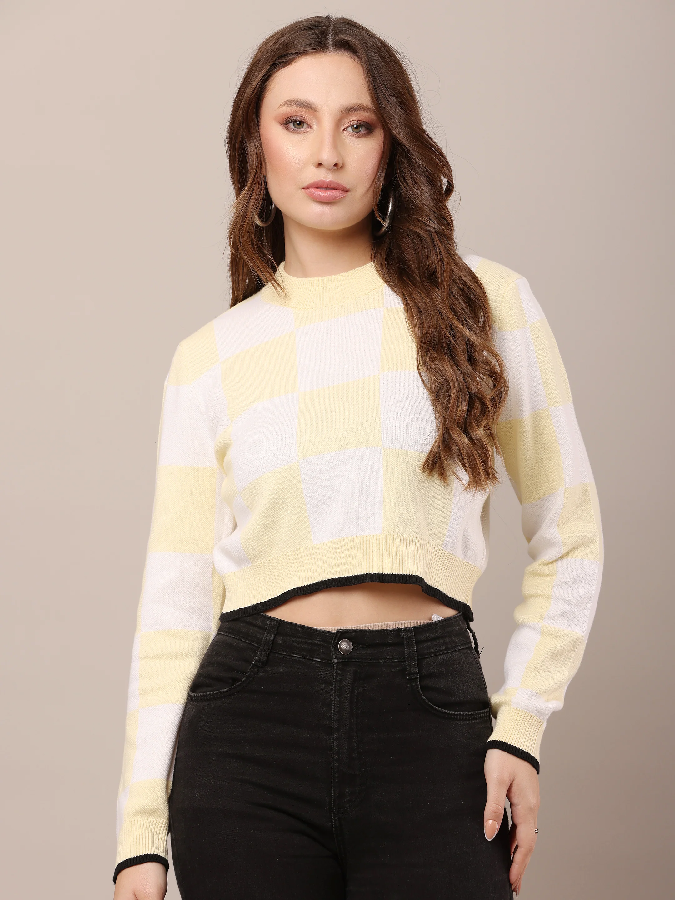 Women Acrylic White & Yellow Checks Sweater