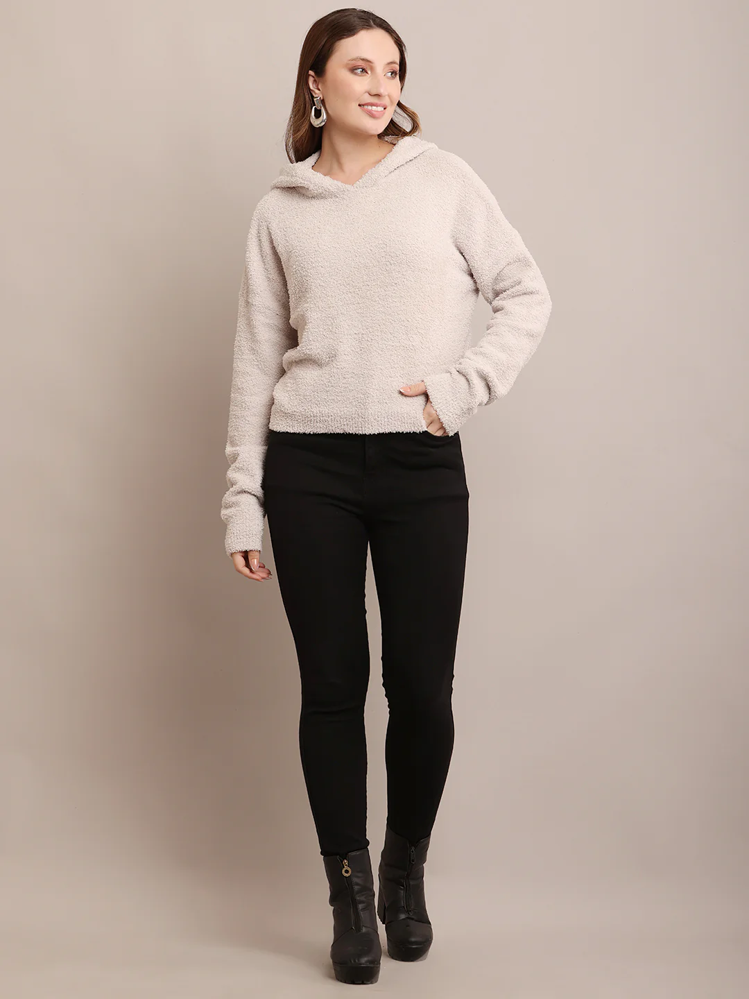 Women Polyester Hooded Furr Grey Sweatshirt - Image 3