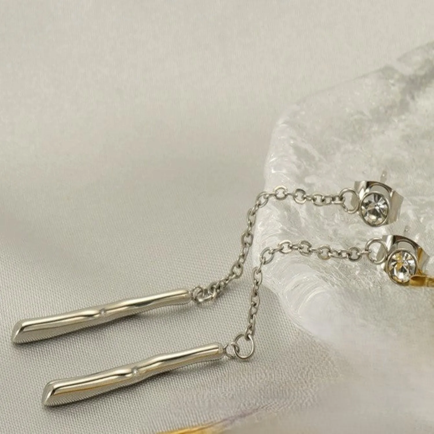 Silver Grace Drop Chain Earring