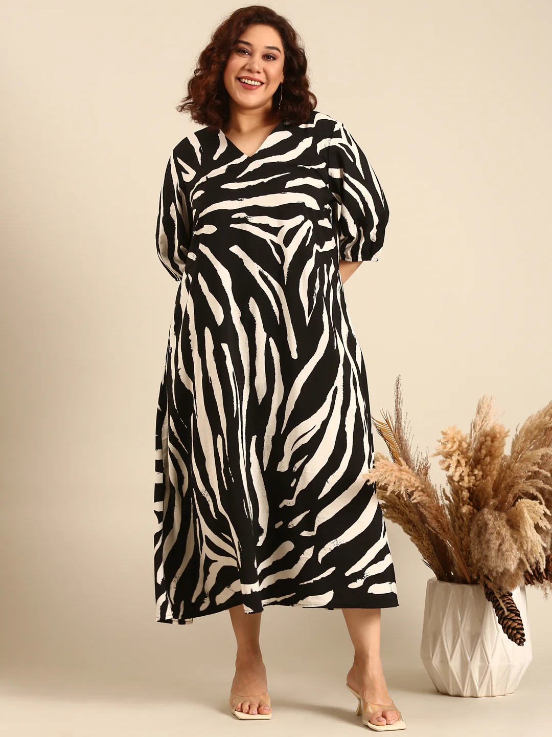 Women Beige Abstract Printed Maxi Dress - Image 7