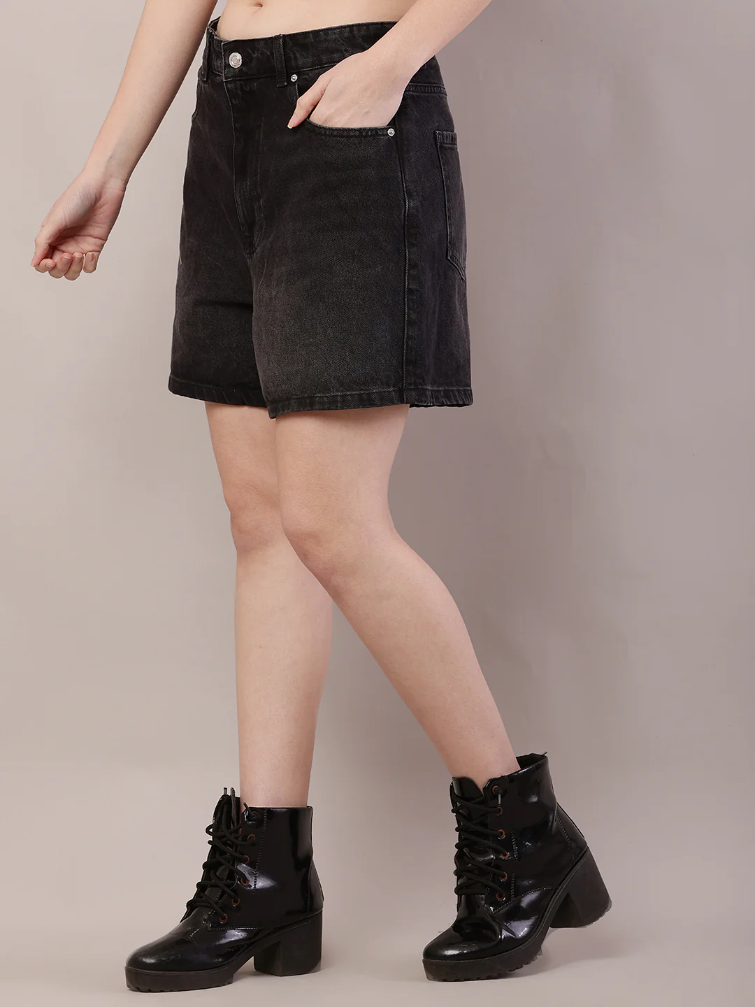 Women black cotton belt-loop solid shorts