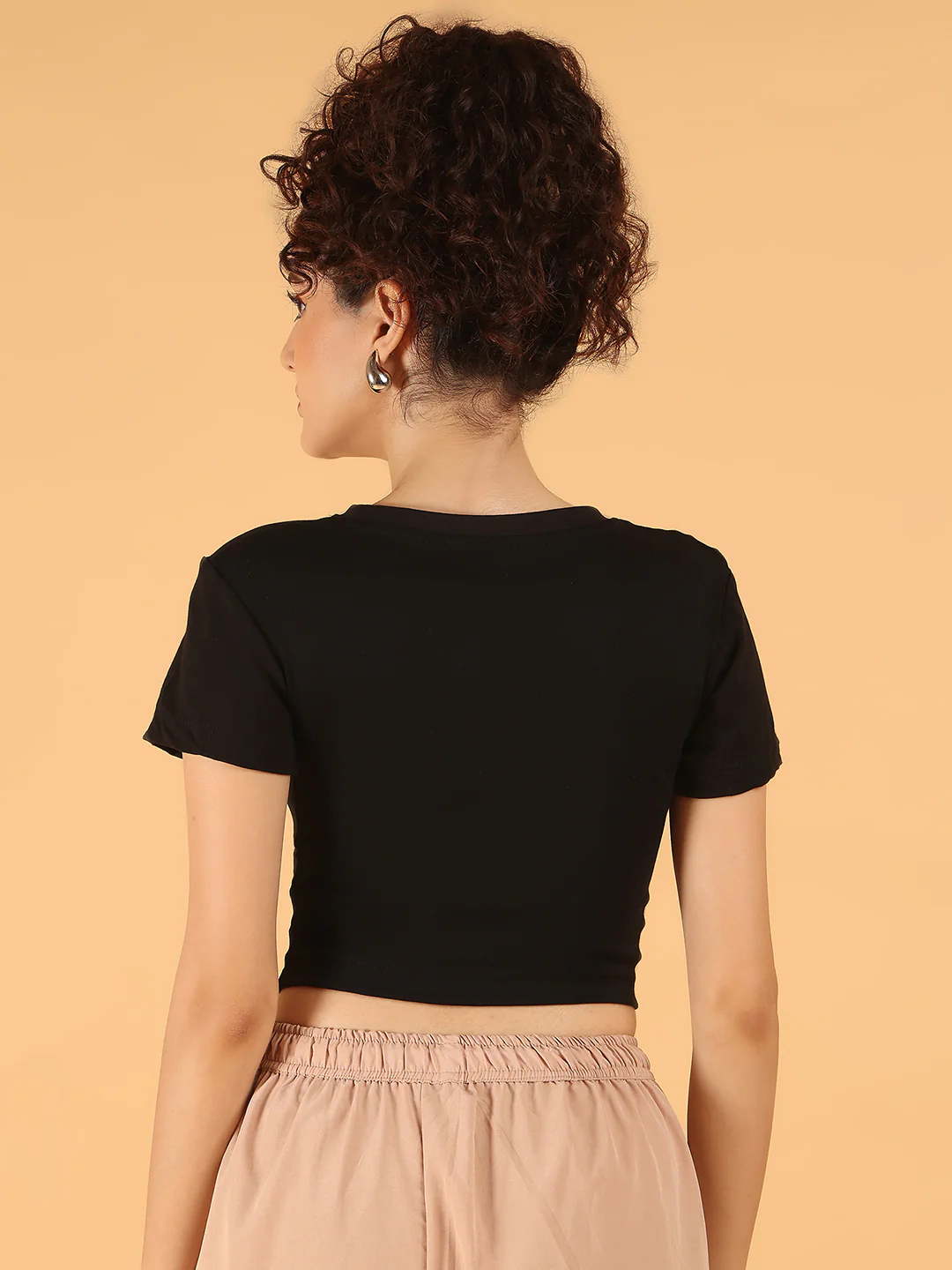 Women Black Graphic Los Angeles Crop Top - Image 4