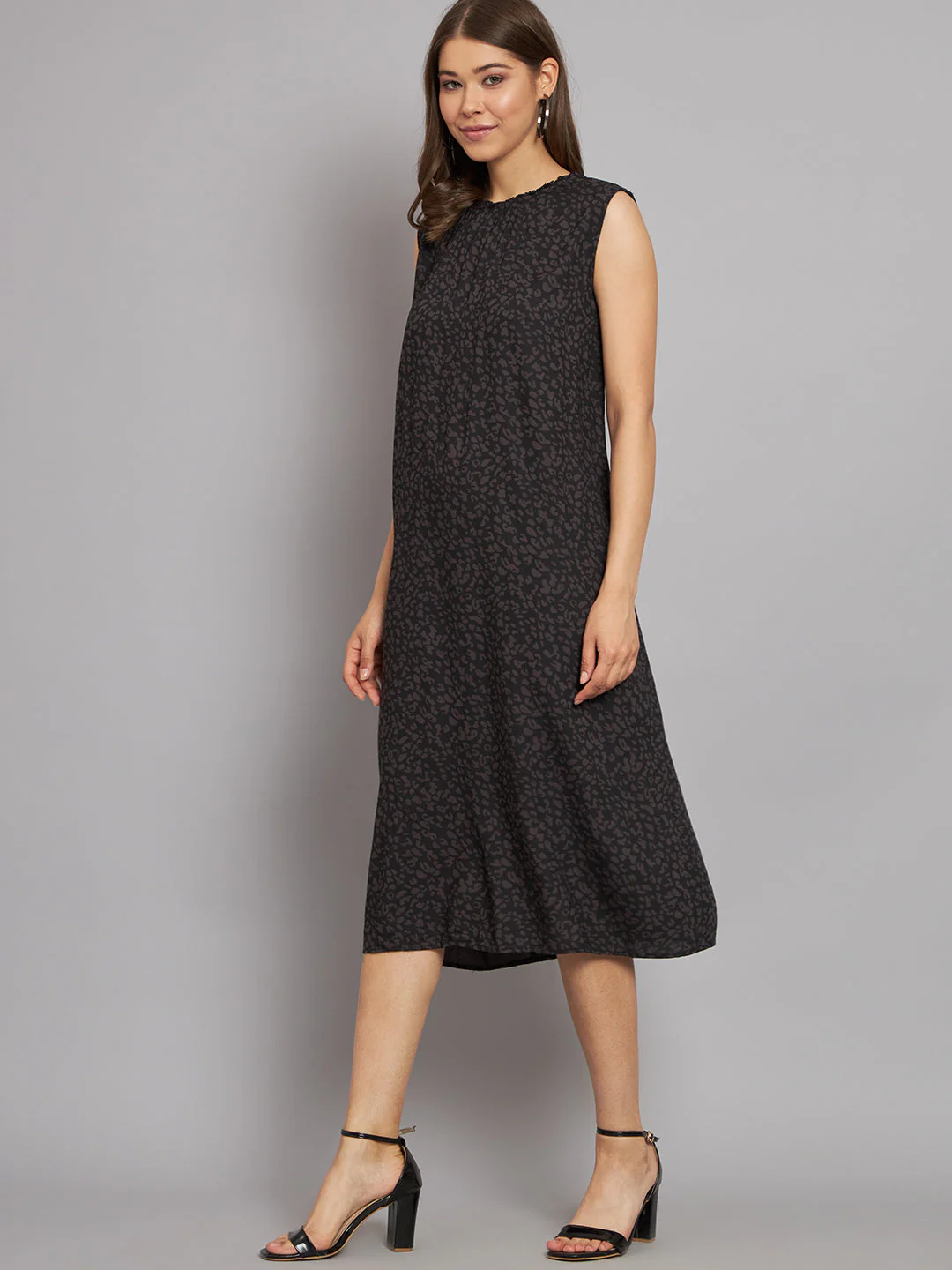 Women Black Printed Dress - Image 2