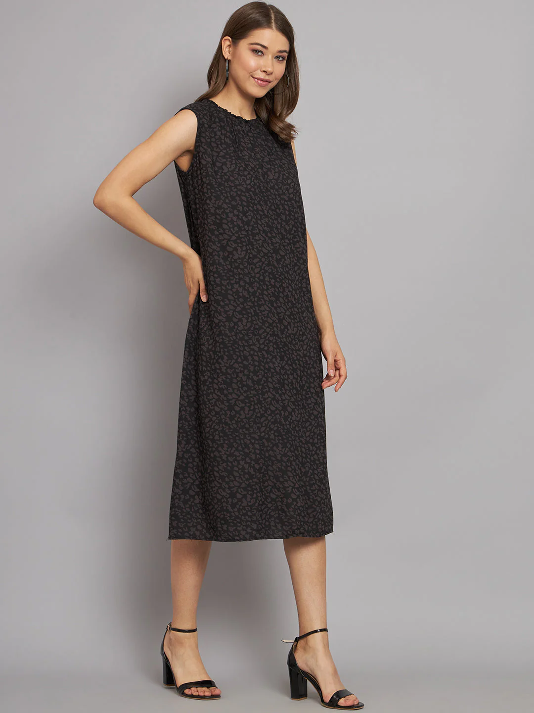 Women Black Printed Dress - Image 3