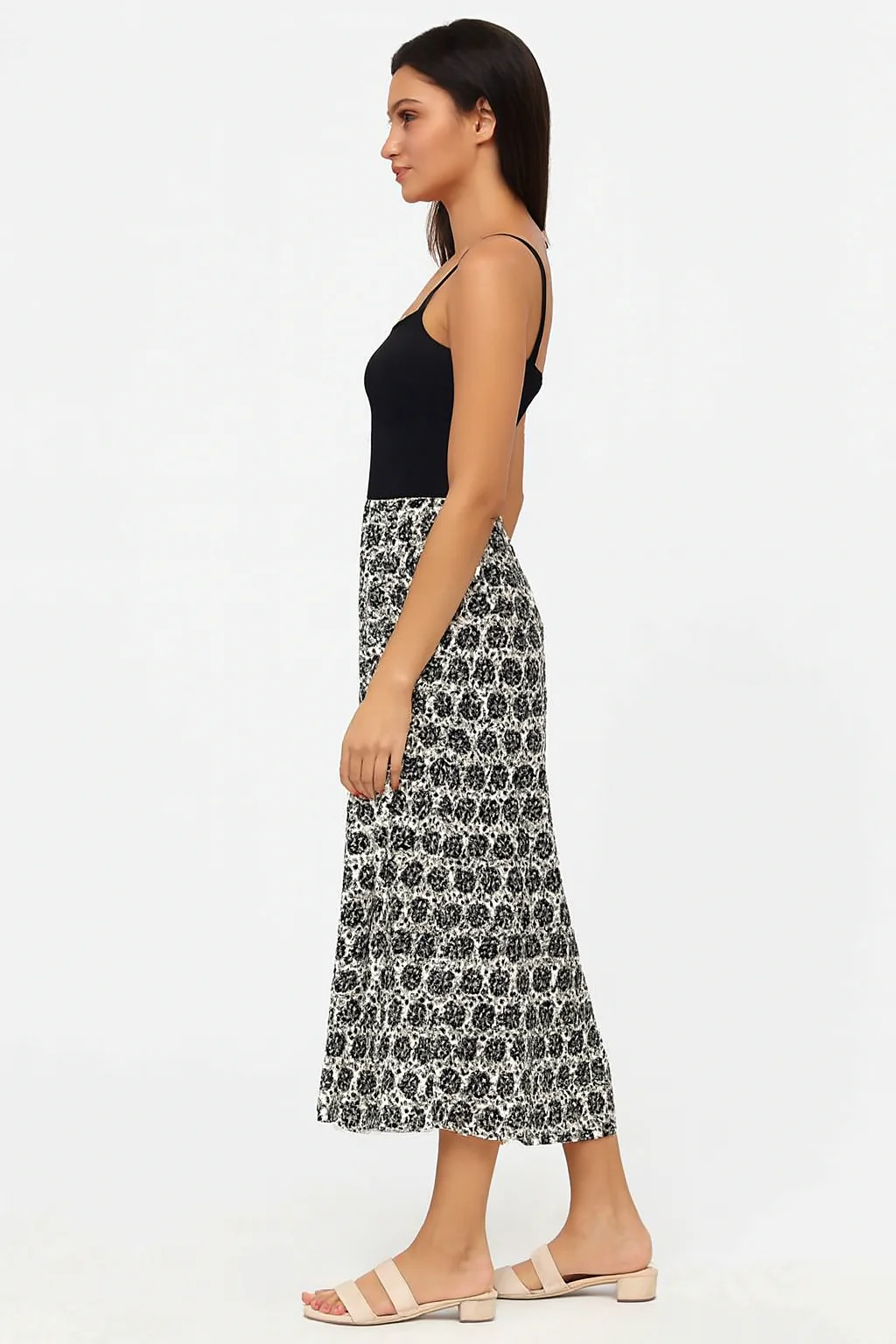 Women Black Printed Midi Skirt With Side Slit - Image 5