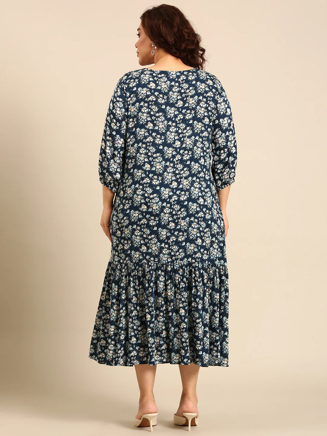 Women Blue Blossom Print Maxi Dress - Image 2