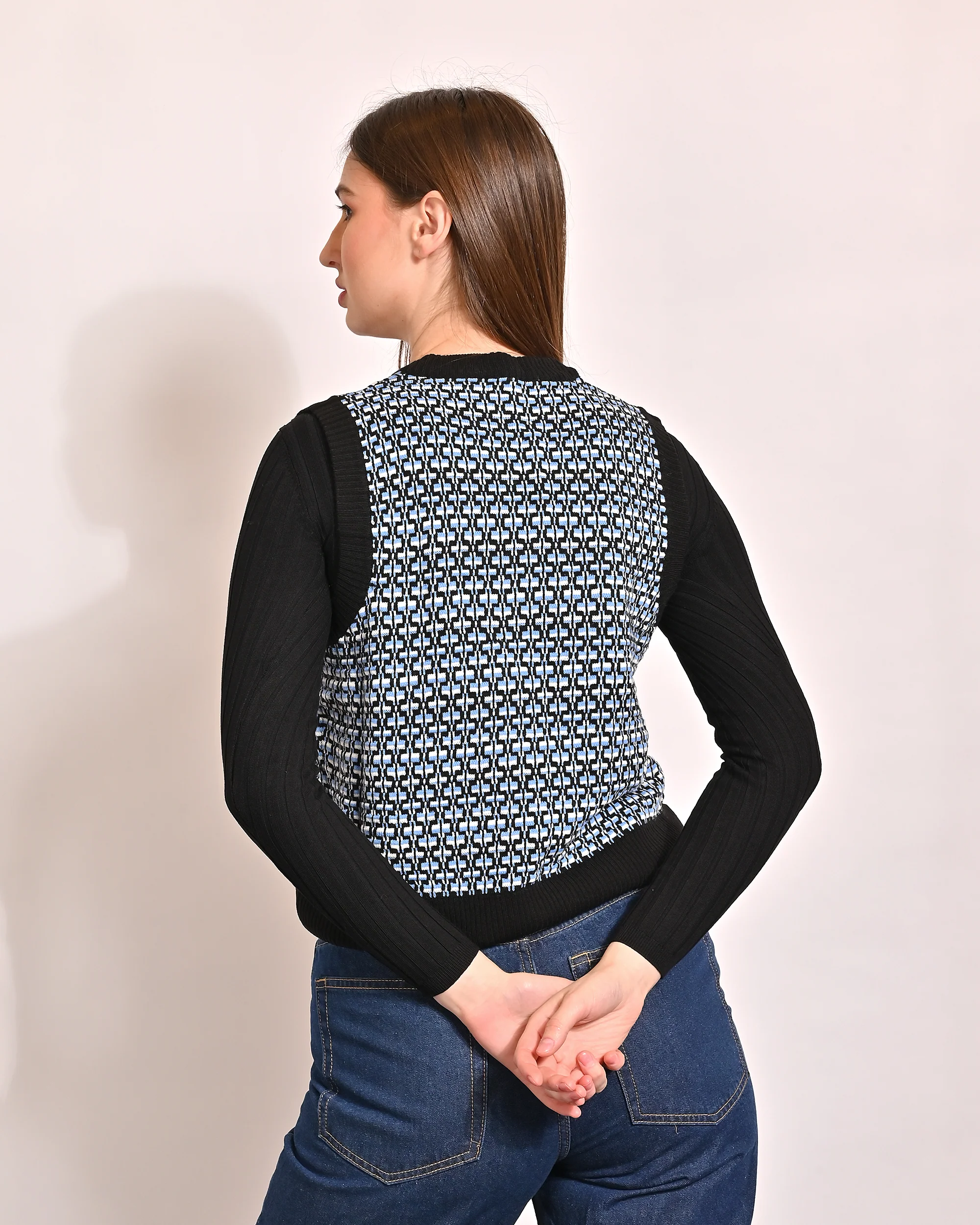 Women Blue V Neck Vest Sweater - Image 4