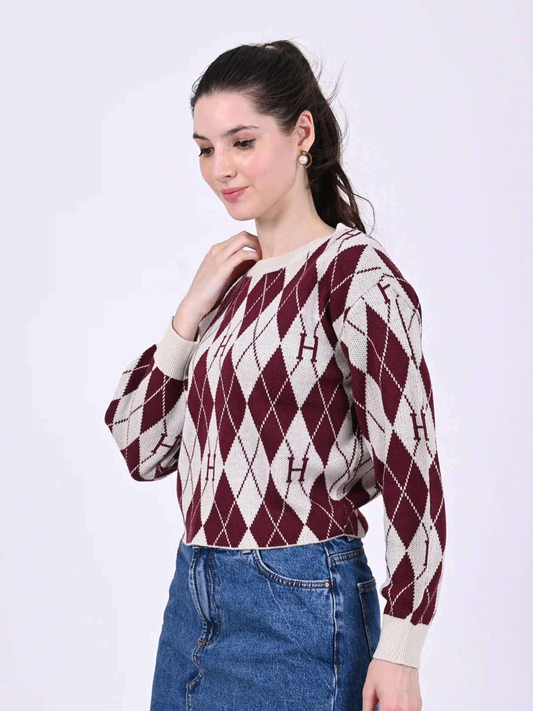 Women Checkered Crop Sweater - Image 2