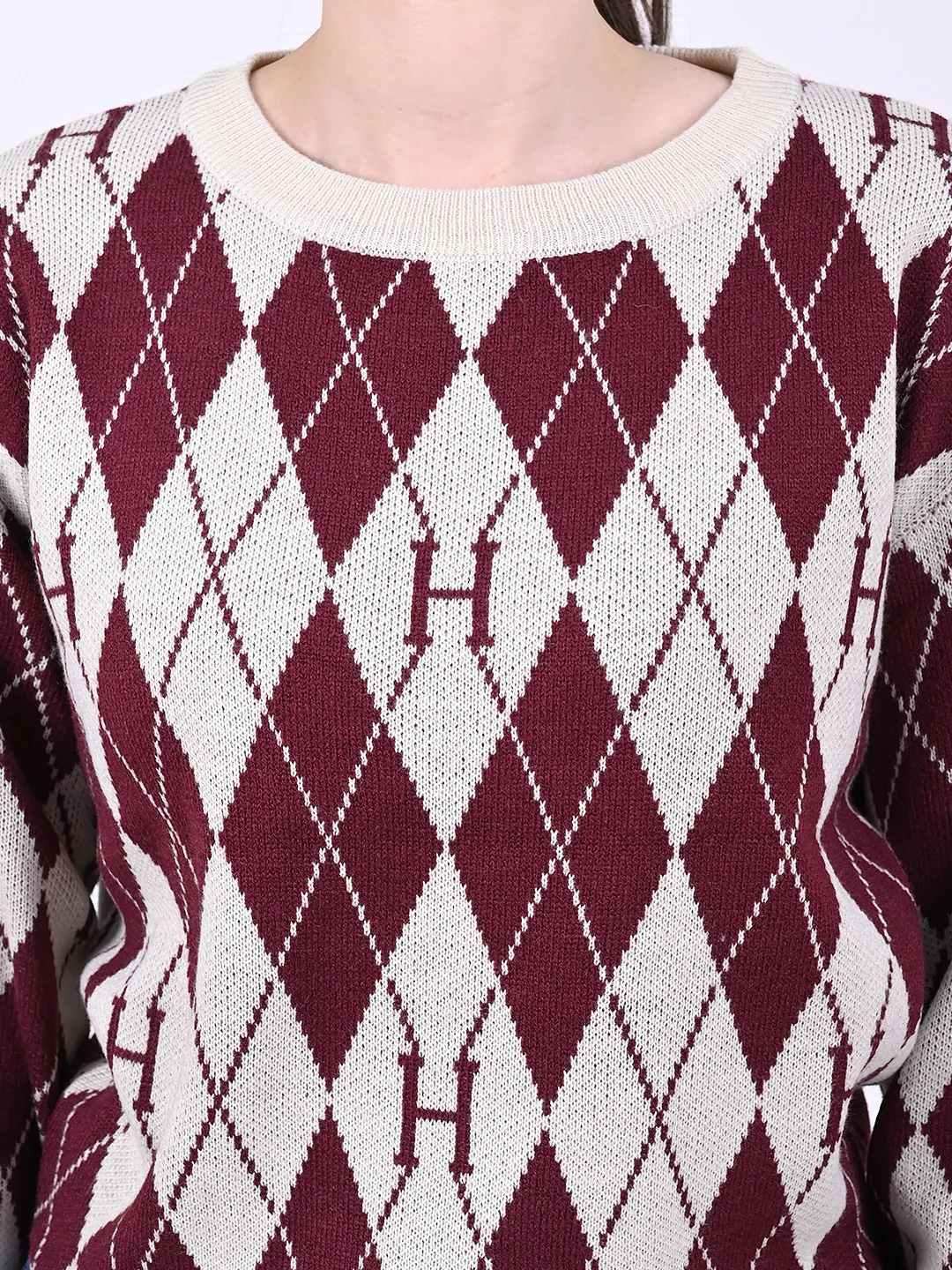 Women Checkered Crop Sweater - Image 5