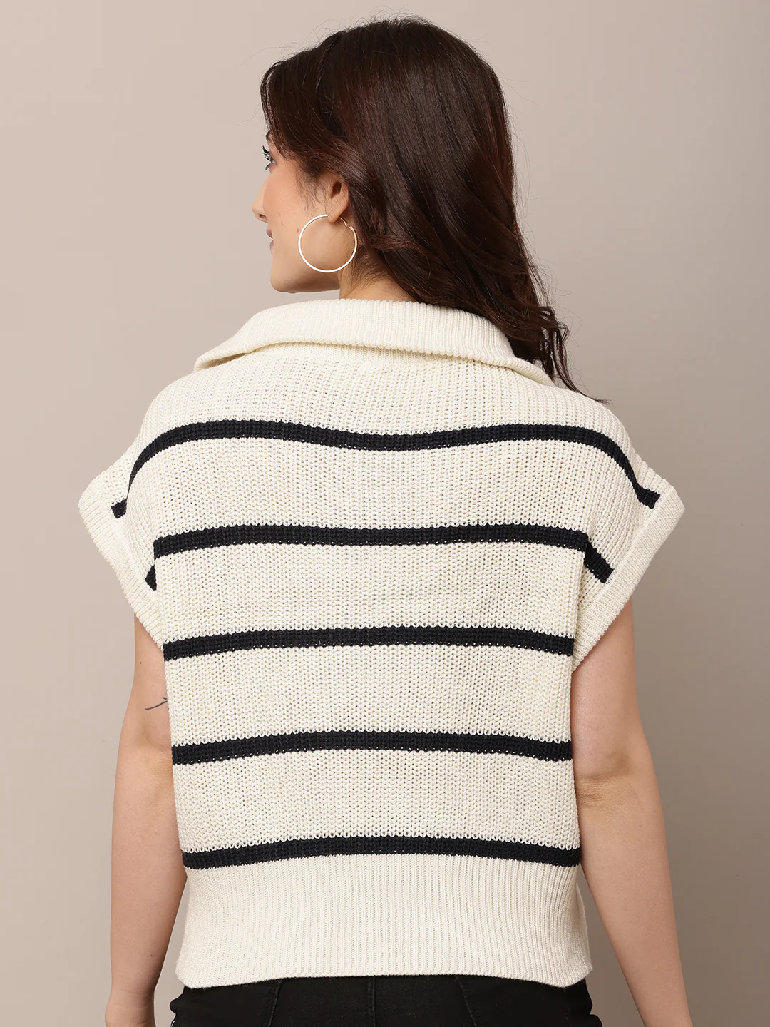 Women Cream Striped Sleeveless Knit Sweater - Image 4