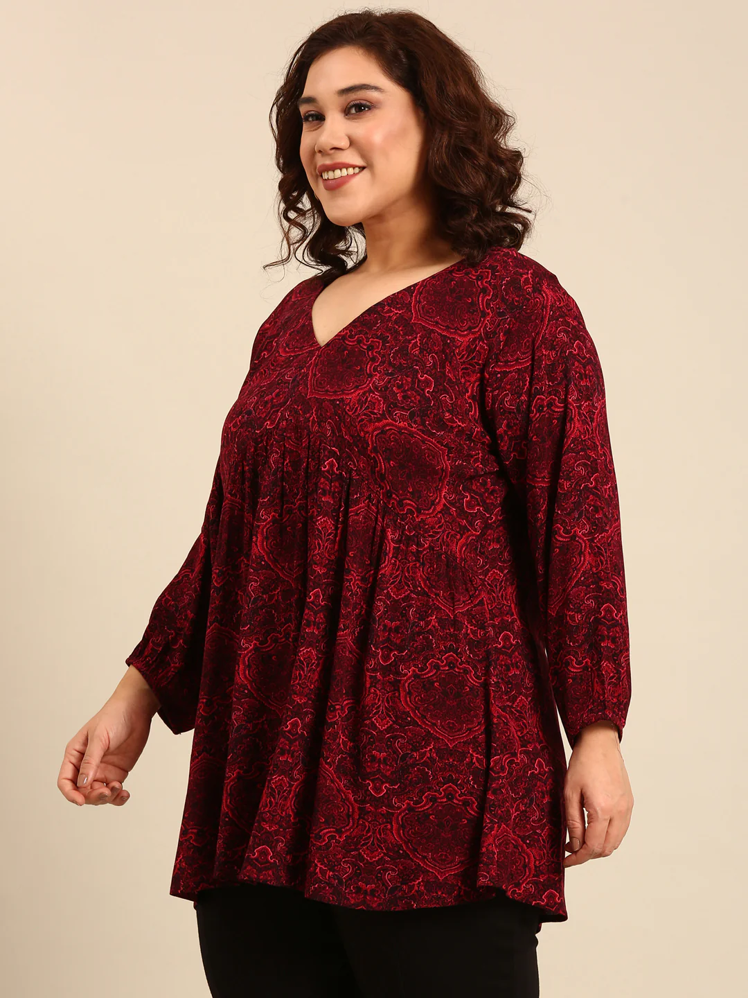 Women Maroon Paisley Printed Tunic - Image 3