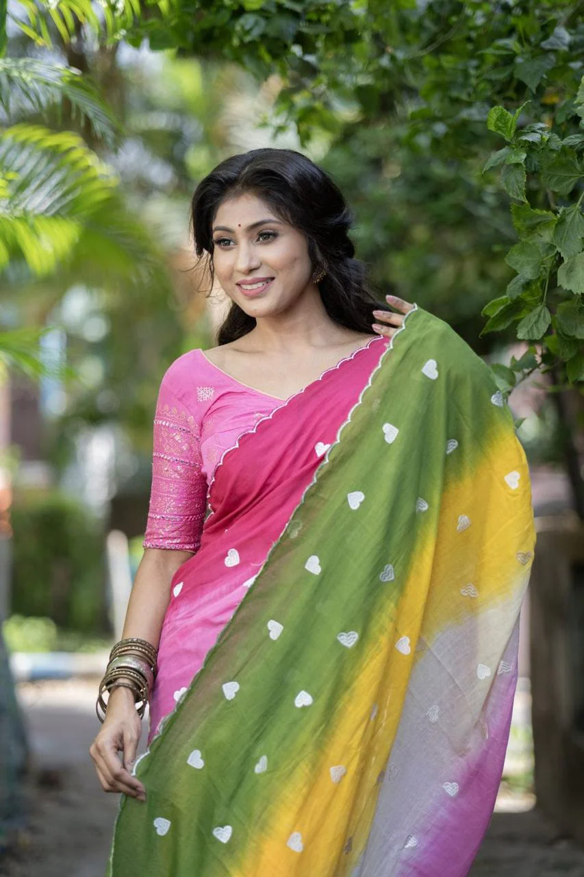 Women Multi Color Mul Cotton Love Design Saree