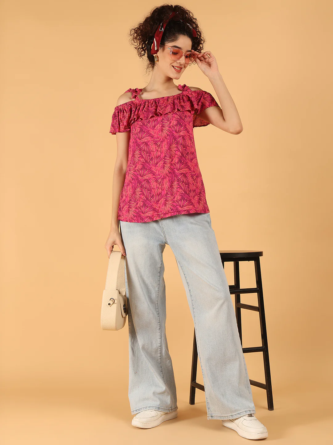 Women Pink Off-Shoulder Ruffle Leaf Print Top - Image 3