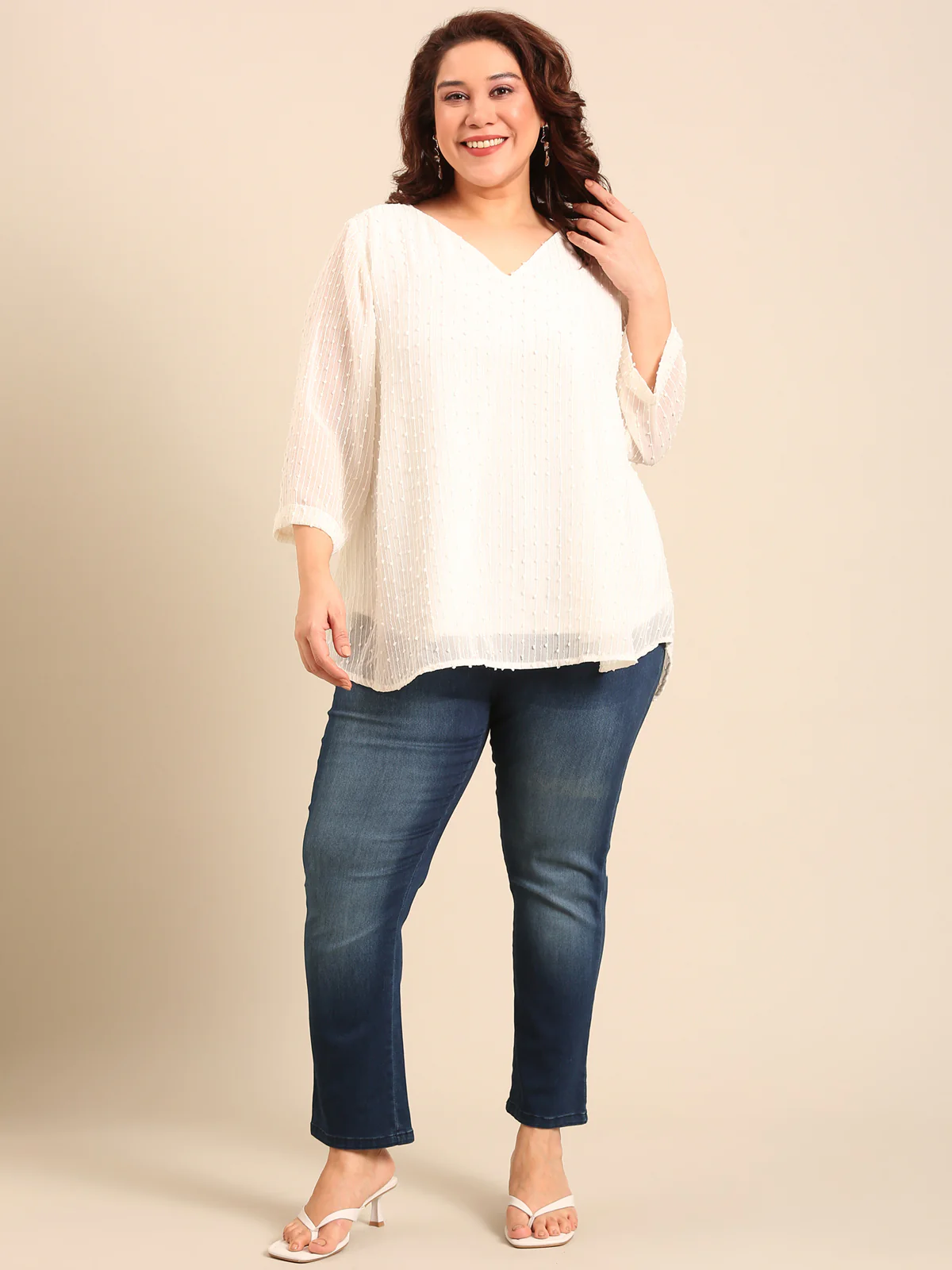 Women White Embroidered Top - Image 7
