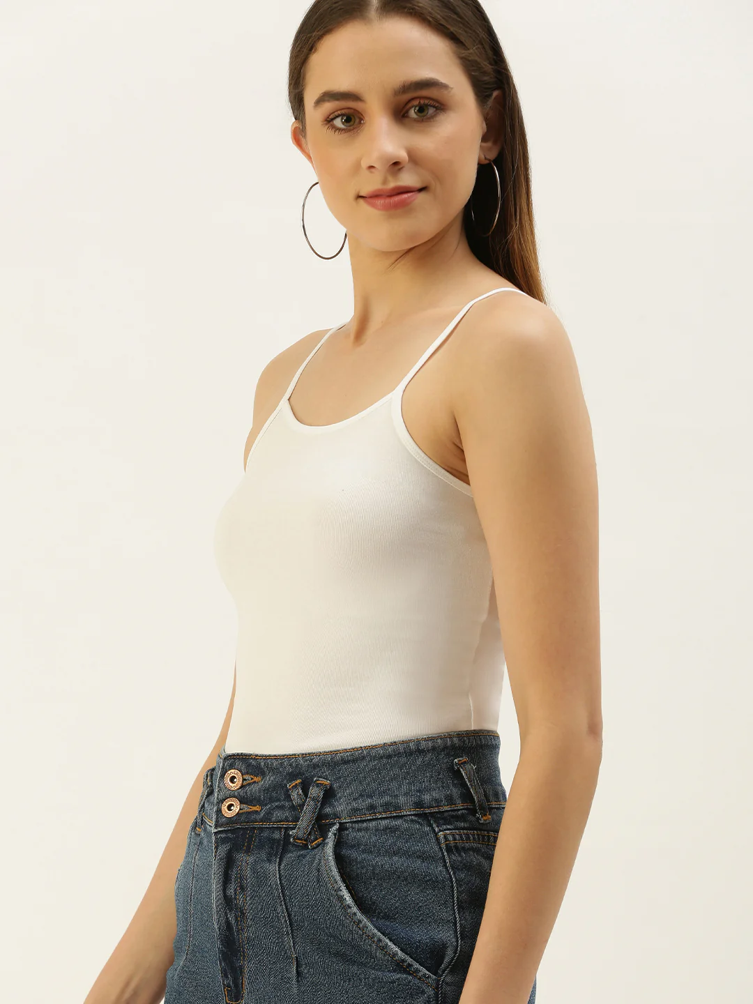 Women White Regular Spaghetti - Image 4