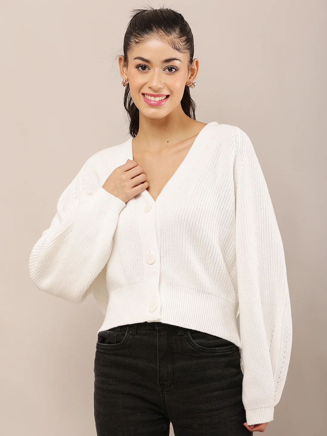 Women White V-Neck Knit Cardigan with Sleeves