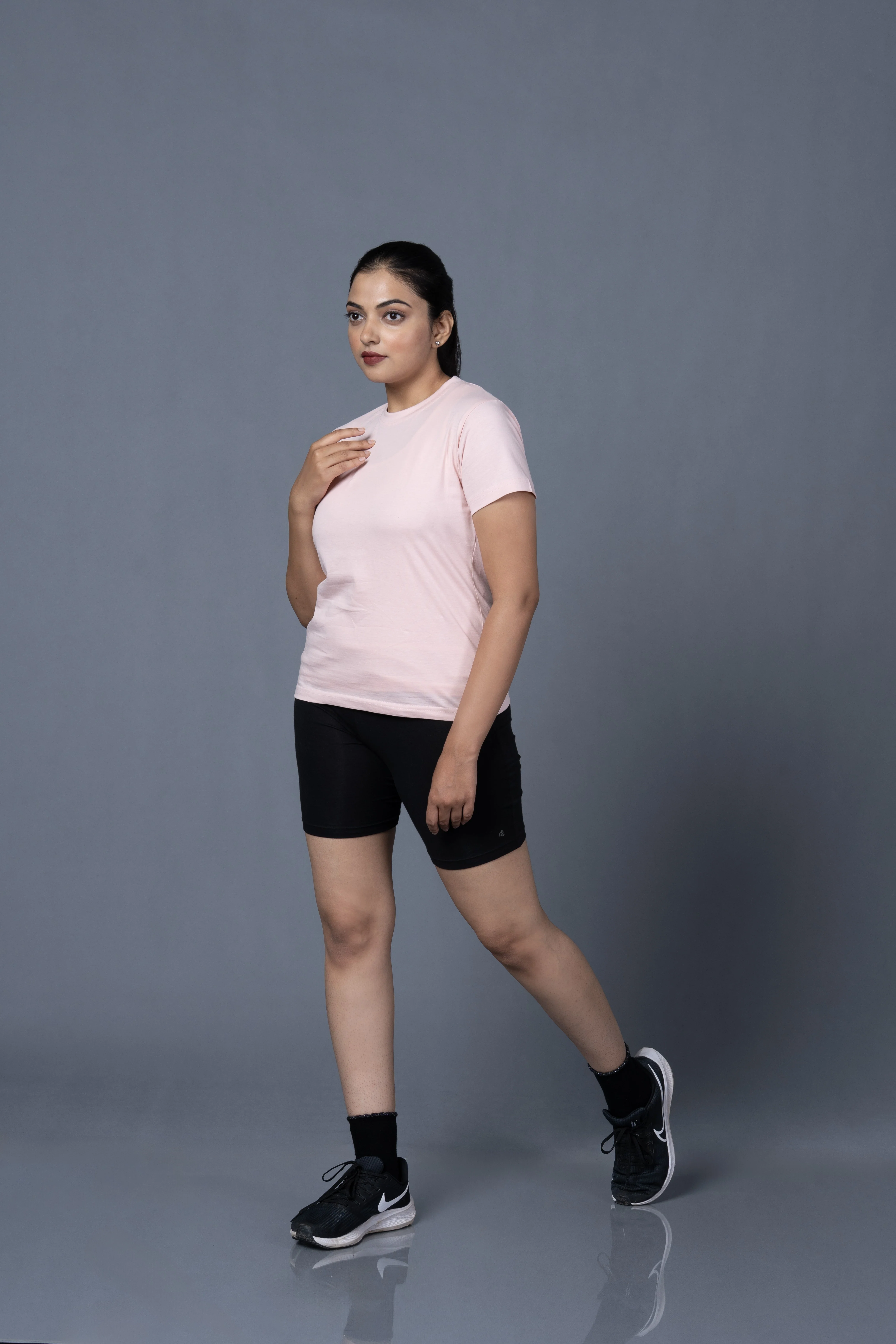 Women Round Neck Pink Tshirt - Image 3